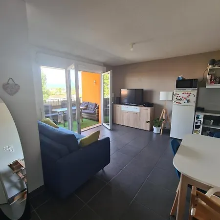 Apartamento à *